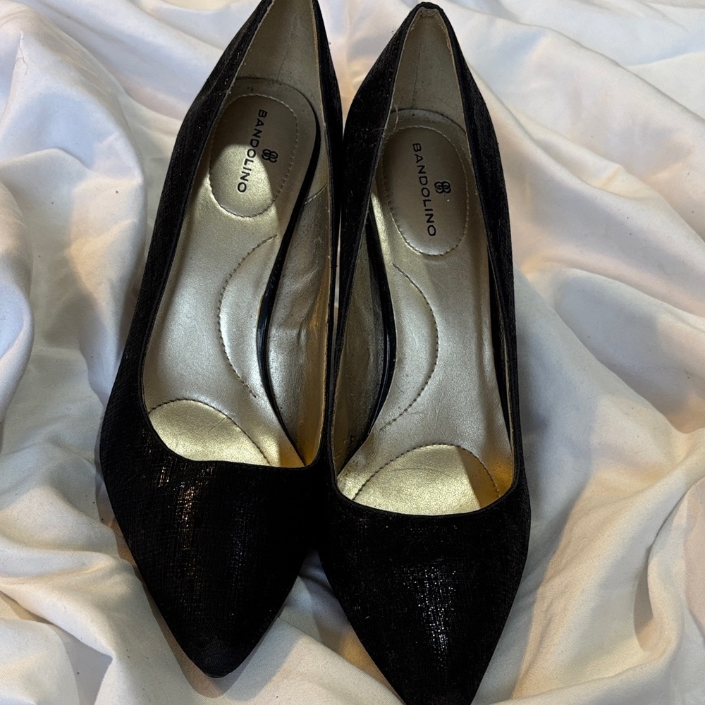 Bandolino Women's Elegant Black 3” Heels